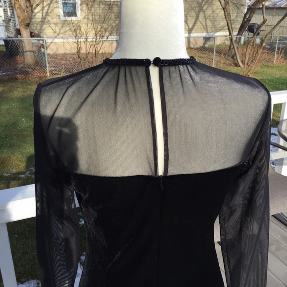 Jessica Howard Velvet Dress - Picture 3 of 8